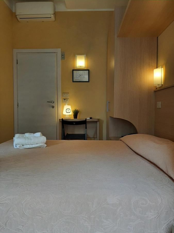 Hotel Originale By Alehotels ริมินี ภายนอก รูปภาพ